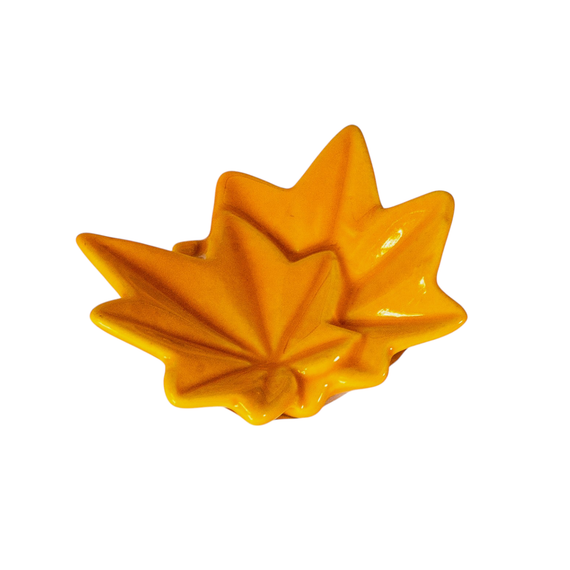 Maple Leaves Momiji Porcelain Chopsticks Rest 2